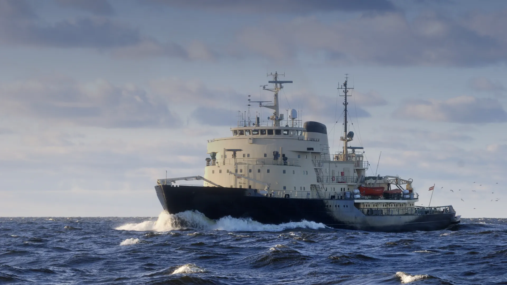 This ship symbolizes the trading and consultancy firm Berger Maritiem.