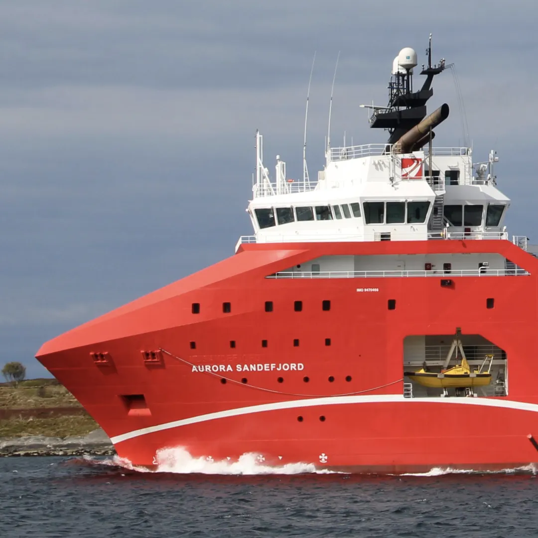 For this offshore vessel, an offshore company has entered into an ESG contract.